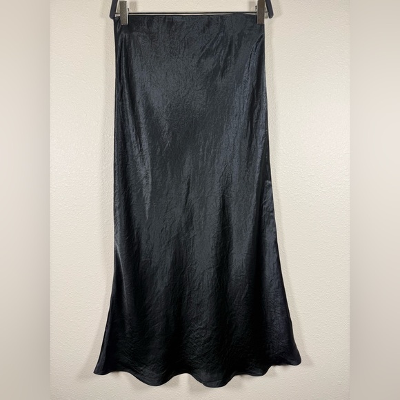 Aritzia Babaton Black Slip Maxi Skirt Size 6 NWT Elastic Waist - Picture 1 of 11